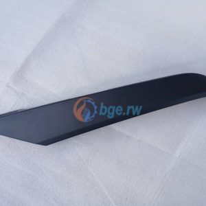 VENT COVER TRIM RH